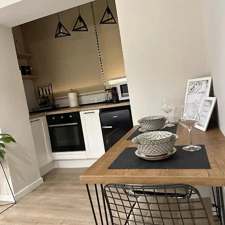 4seasonsgea , Deluxe , Centre , Appartement