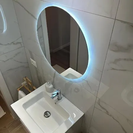 4seasonsgea , Deluxe , Centre , Apartment Tirana