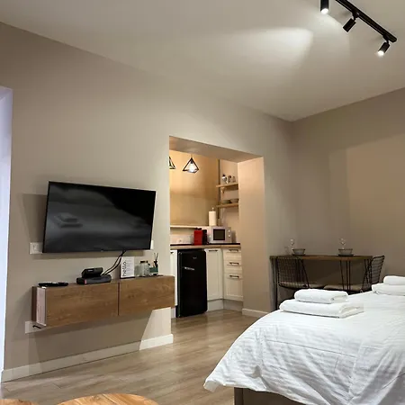 Apartment 4seasonsgea , Deluxe , Centre , Tirana
